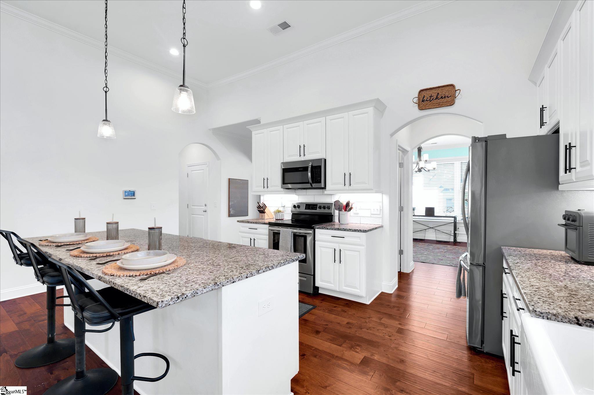 202 Montview Circle Greenville, SC 29617 - Photo 10 of 44