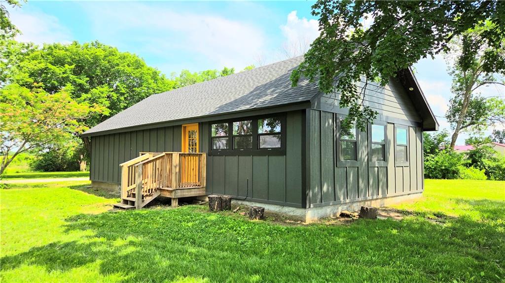 11345 Tucker Road Pleasanton, KS 66075 - Photo 12 of 19