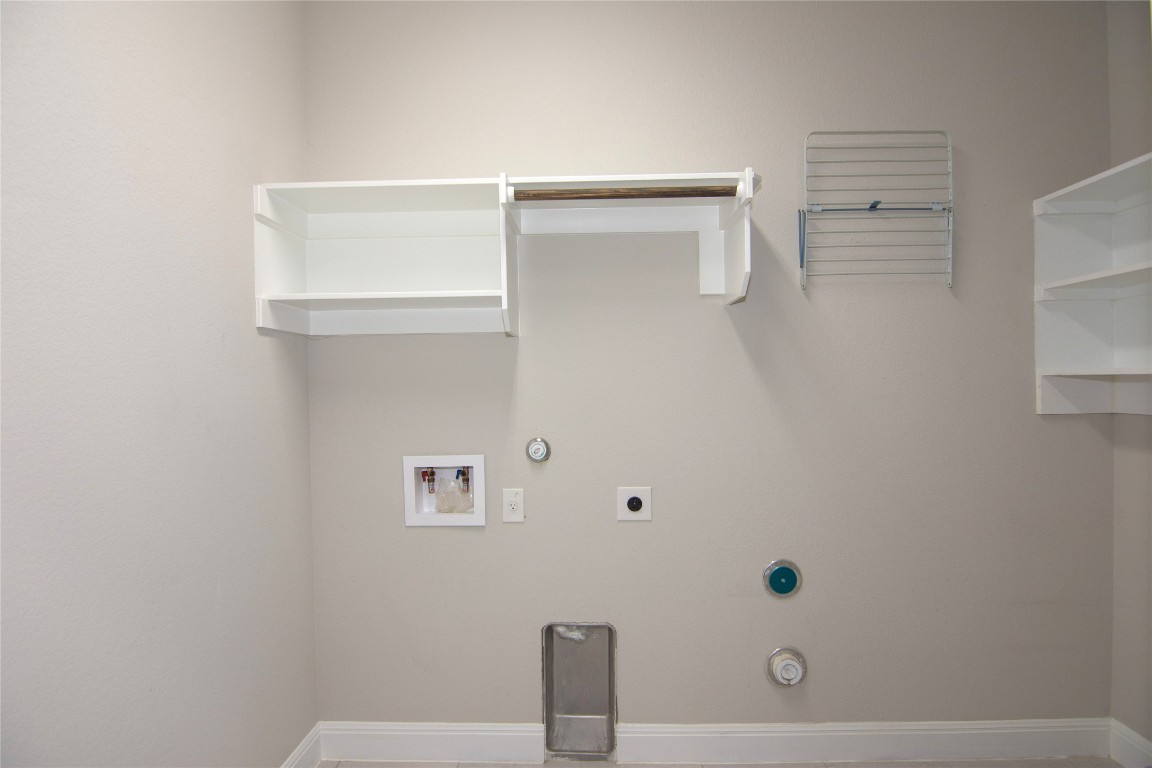 3901 Rhythmic Drive Pflugerville, TX 78660 - Photo 31 of 40 a bathroom with a shower