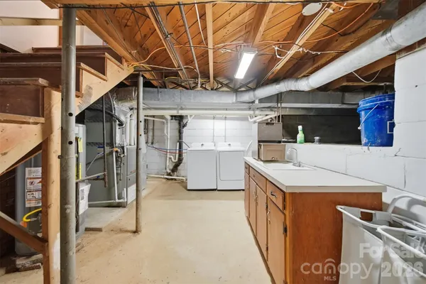 $341,900 | 705 2nd Avenue Northeast, Conover, NC 28613