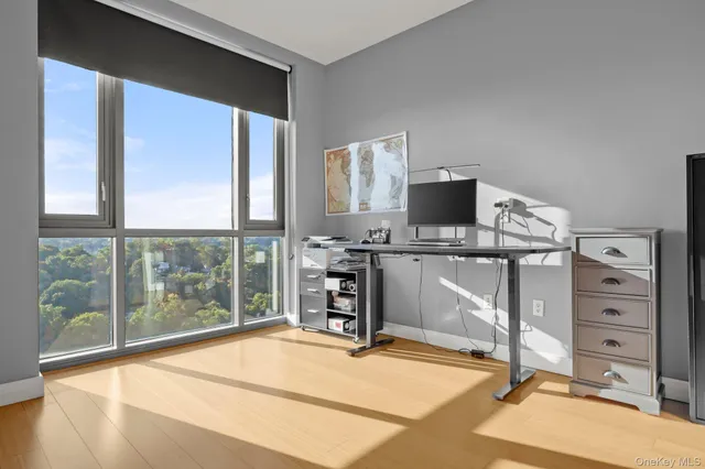 $695,000 | 701 Ridge Hill Boulevard, Unit PHF, Yonkers, NY 10710