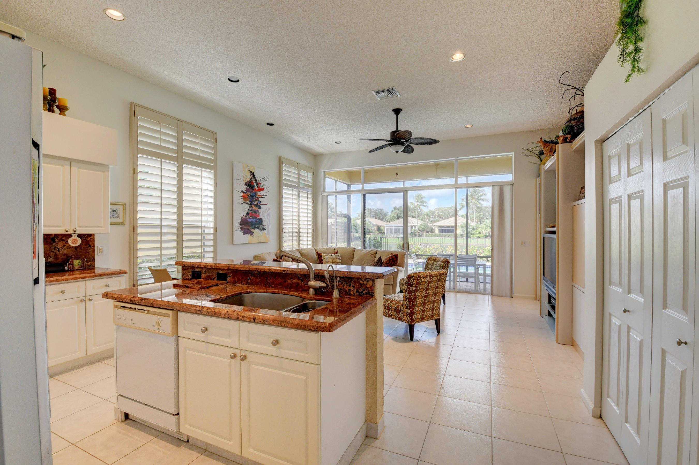 6647 Northwest 23rd Terrace Boca Raton, FL 33496 - Photo 17 of 33 DSC_2677_78_79_80_81