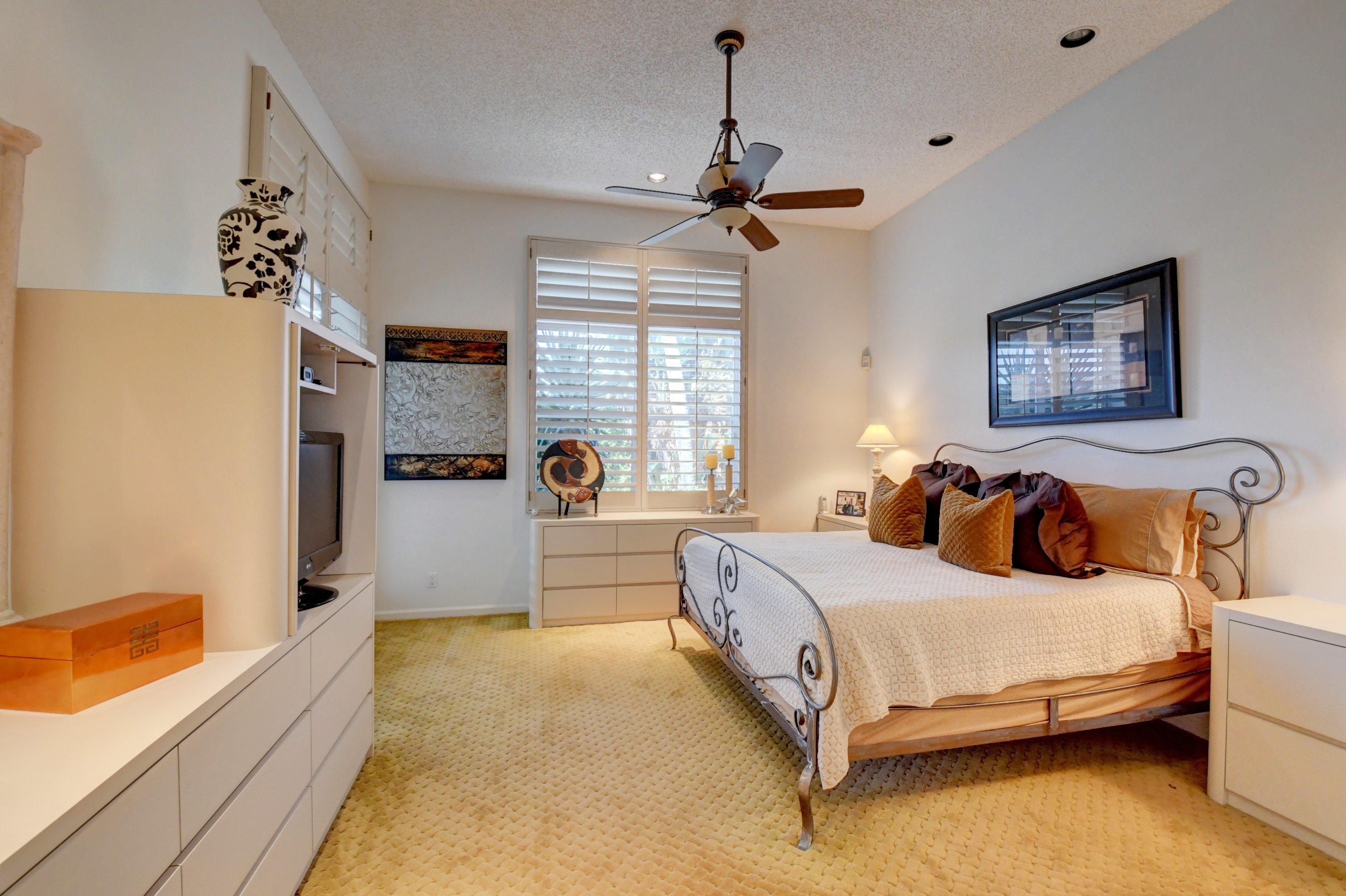 6647 Northwest 23rd Terrace Boca Raton, FL 33496 - Photo 18 of 33 DSC_2737_38_39_40_41
