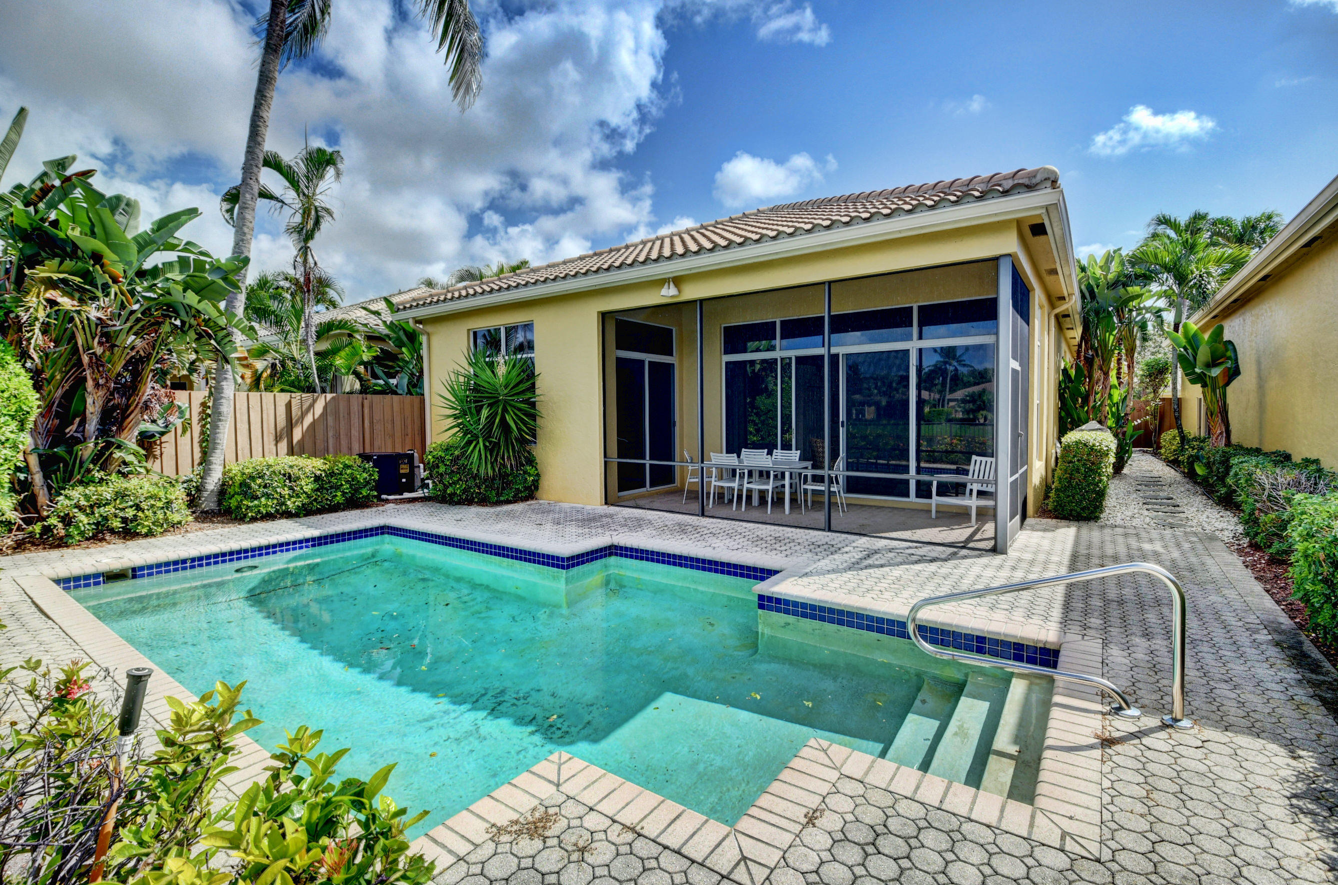 6647 Northwest 23rd Terrace Boca Raton, FL 33496 - Photo 29 of 33 DSC_2617_18_19_20_21