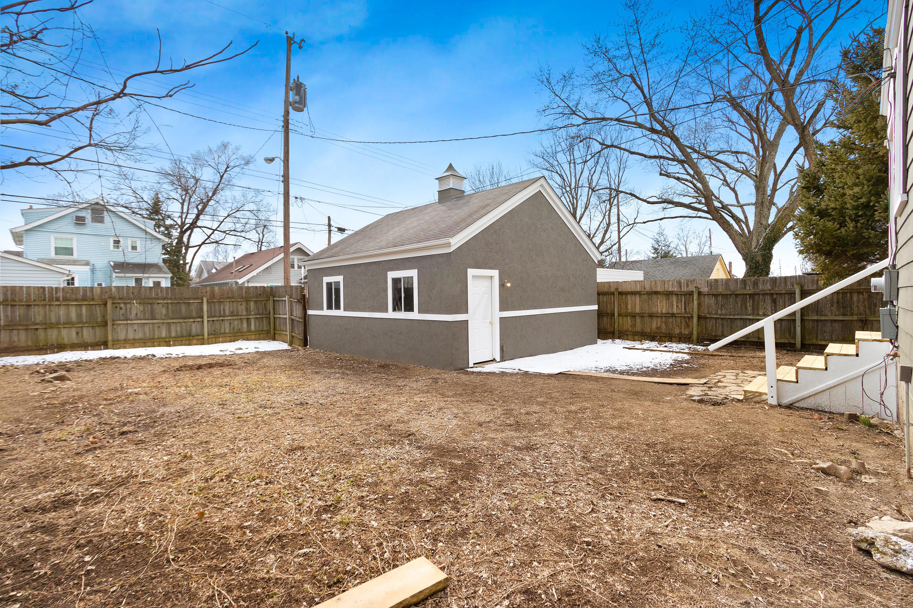 195 Tibet Road Columbus, OH 43202 - Photo 26 of 27