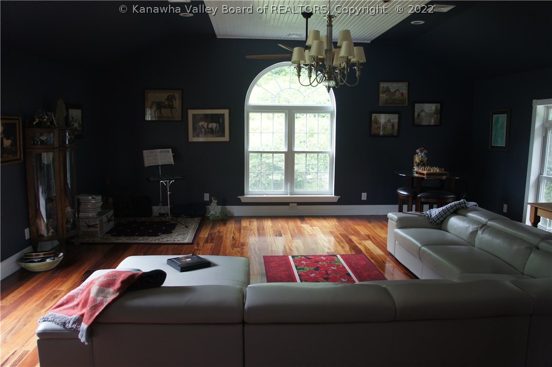 1710 Kettle Road Elkview, WV 25071 - Photo 11 of 26 Gallery Image 11