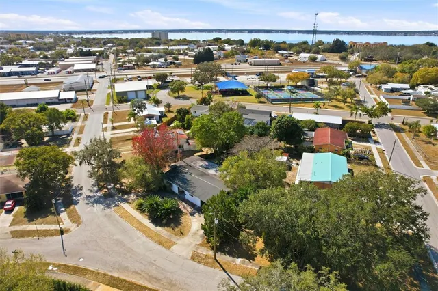 $225,000 | 901 Edgemoor Avenue, Sebring, FL 33870