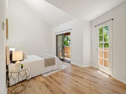 $975,000 | 3250 Via Marin, Unit 4, La Jolla, CA 92037