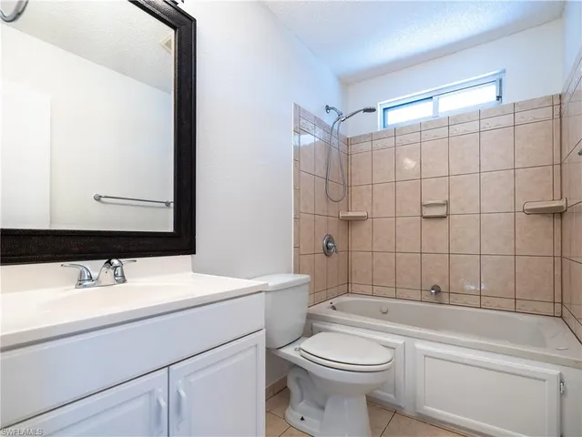 $248,900 | 11001 Southeast Sunset Harbor Road, Unit 34, Summerfield, FL 34491