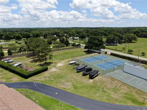 $248,900 | 11001 Southeast Sunset Harbor Road, Unit 34, Summerfield, FL 34491