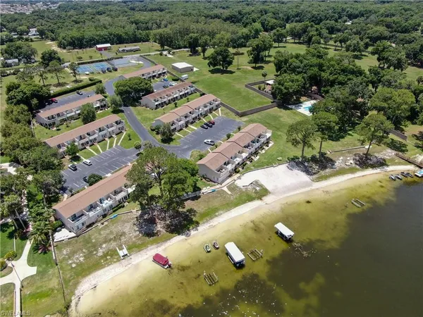$248,900 | 11001 Southeast Sunset Harbor Road, Unit 34, Summerfield, FL 34491