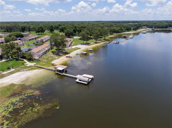 $248,900 | 11001 Southeast Sunset Harbor Road, Unit 34, Summerfield, FL 34491