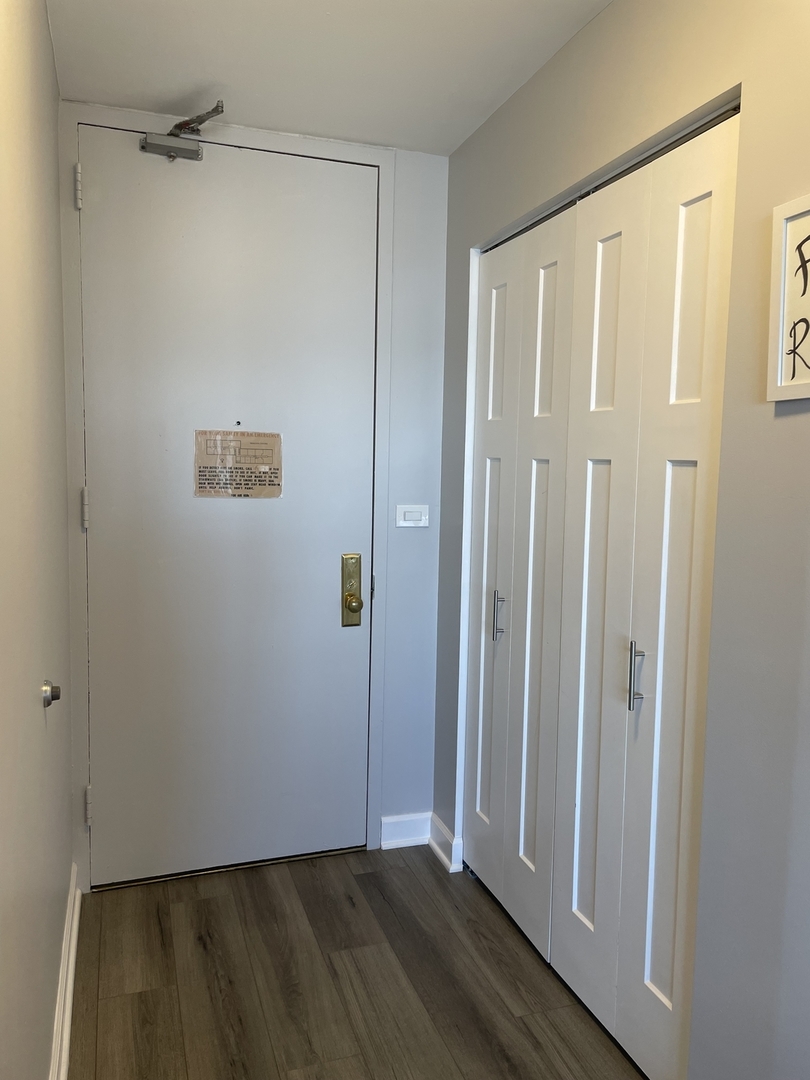 655 West Irving Park Road, Unit 1807 Chicago, IL 60613 - Photo 5 of 23 a view of an empty room