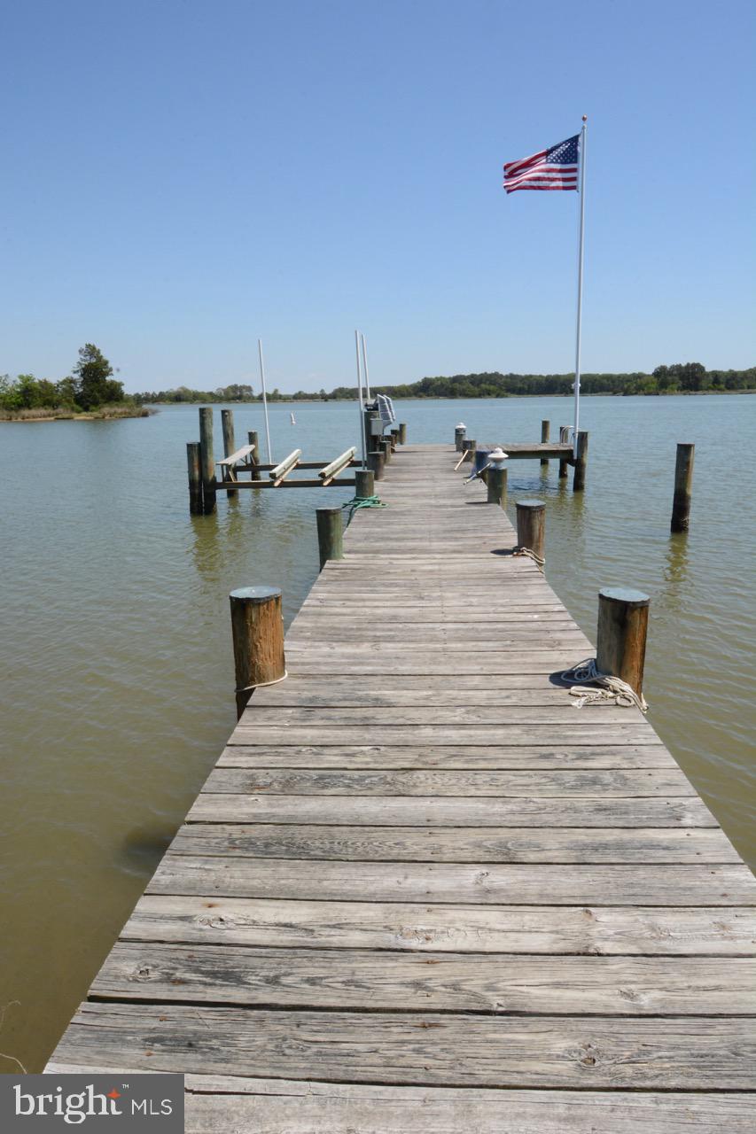1669 Town Point Road Cambridge, MD 21613 - Photo 12 of 59 Dock With Lift 4 MLW