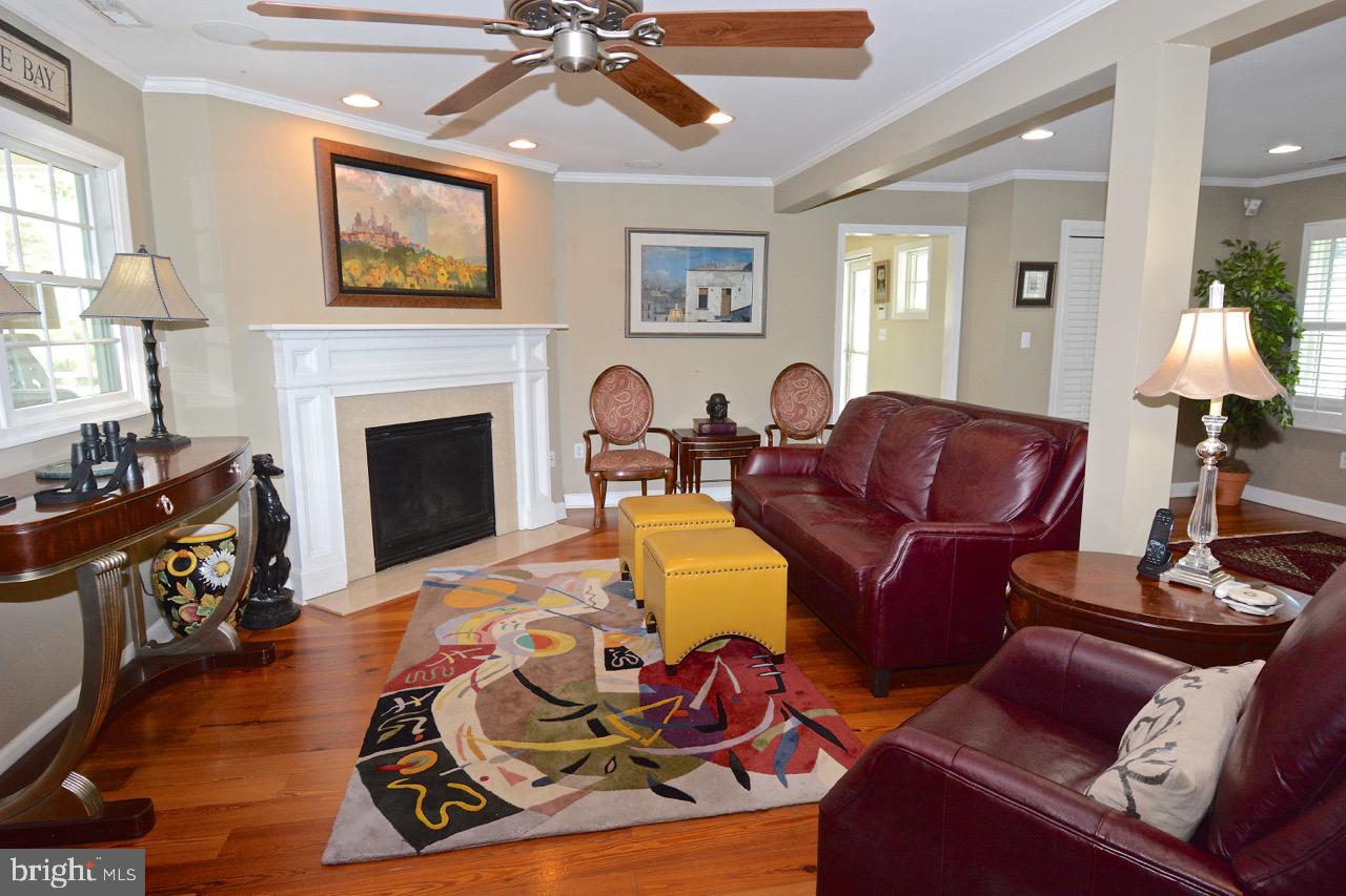 1669 Town Point Road Cambridge, MD 21613 - Photo 18 of 59 Den with Gas Fireplace