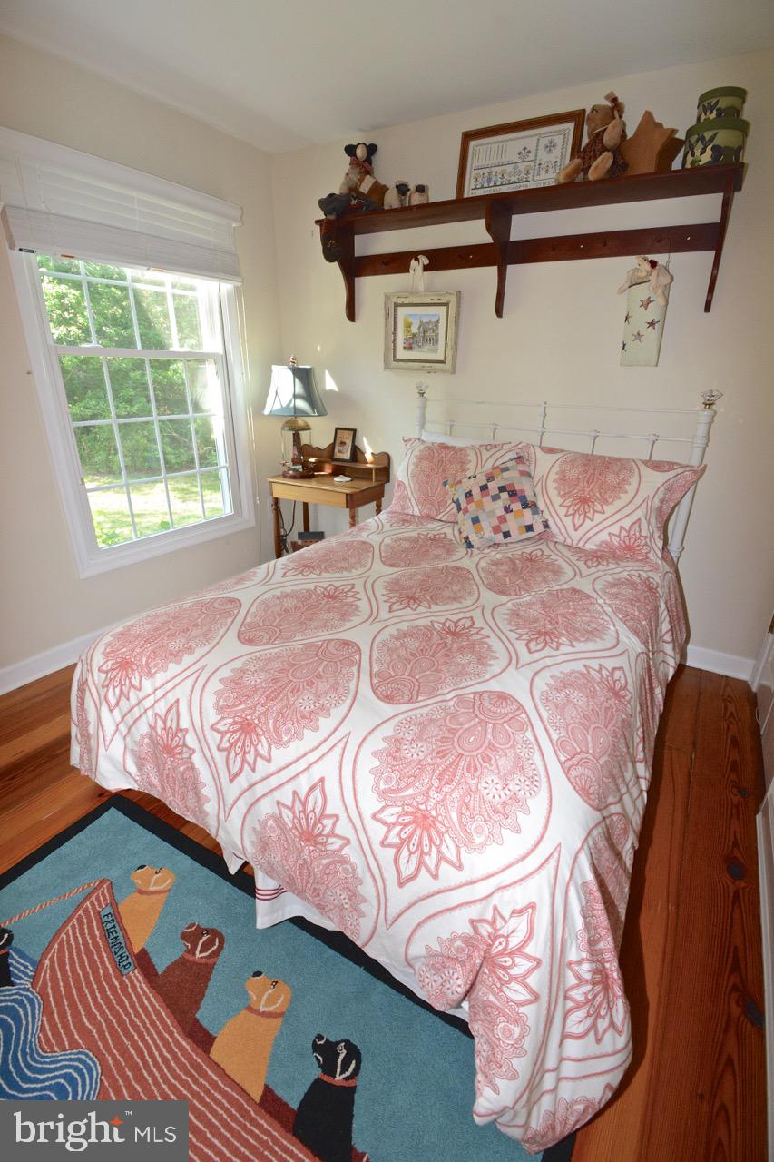 1669 Town Point Road Cambridge, MD 21613 - Photo 33 of 59 First Floor Bedroom