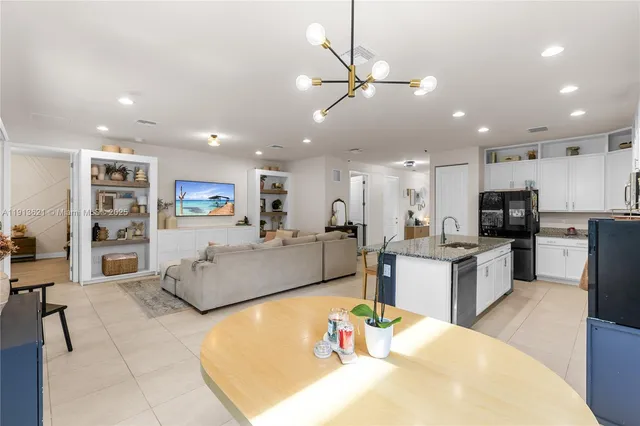 $825,000 | 7464 Estero Drive, Lake Worth, FL 33463