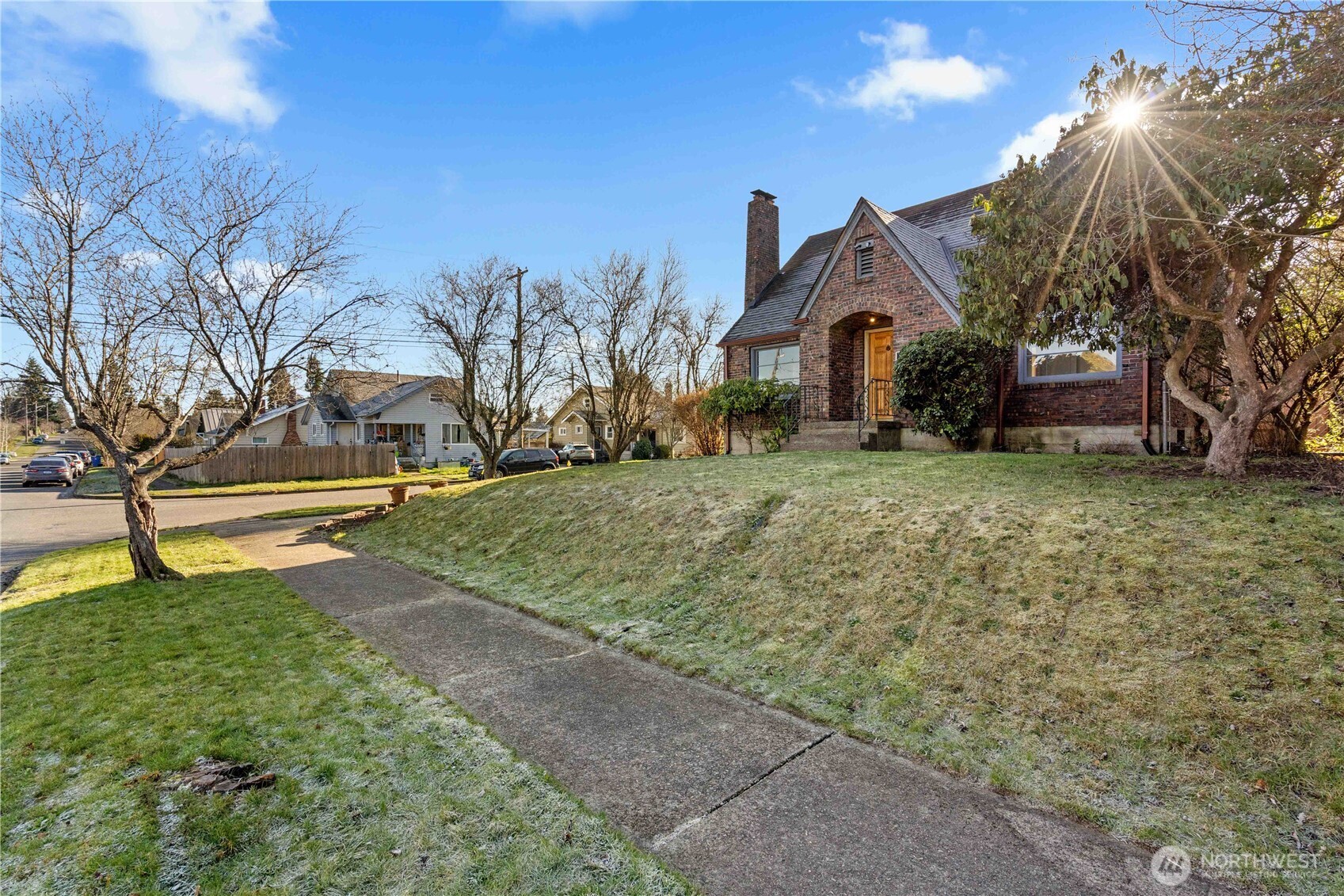 1102 South 61st Street Tacoma, WA 98408 - Photo 2 of 32