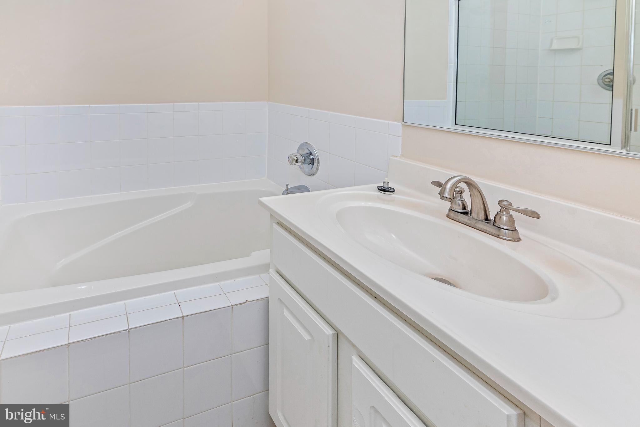 8429 Glad Rivers Row Columbia, MD 21045 - Photo 29 of 45