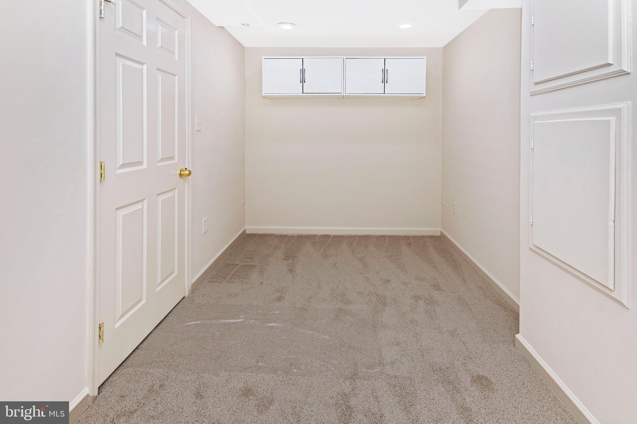 8429 Glad Rivers Row Columbia, MD 21045 - Photo 34 of 45
