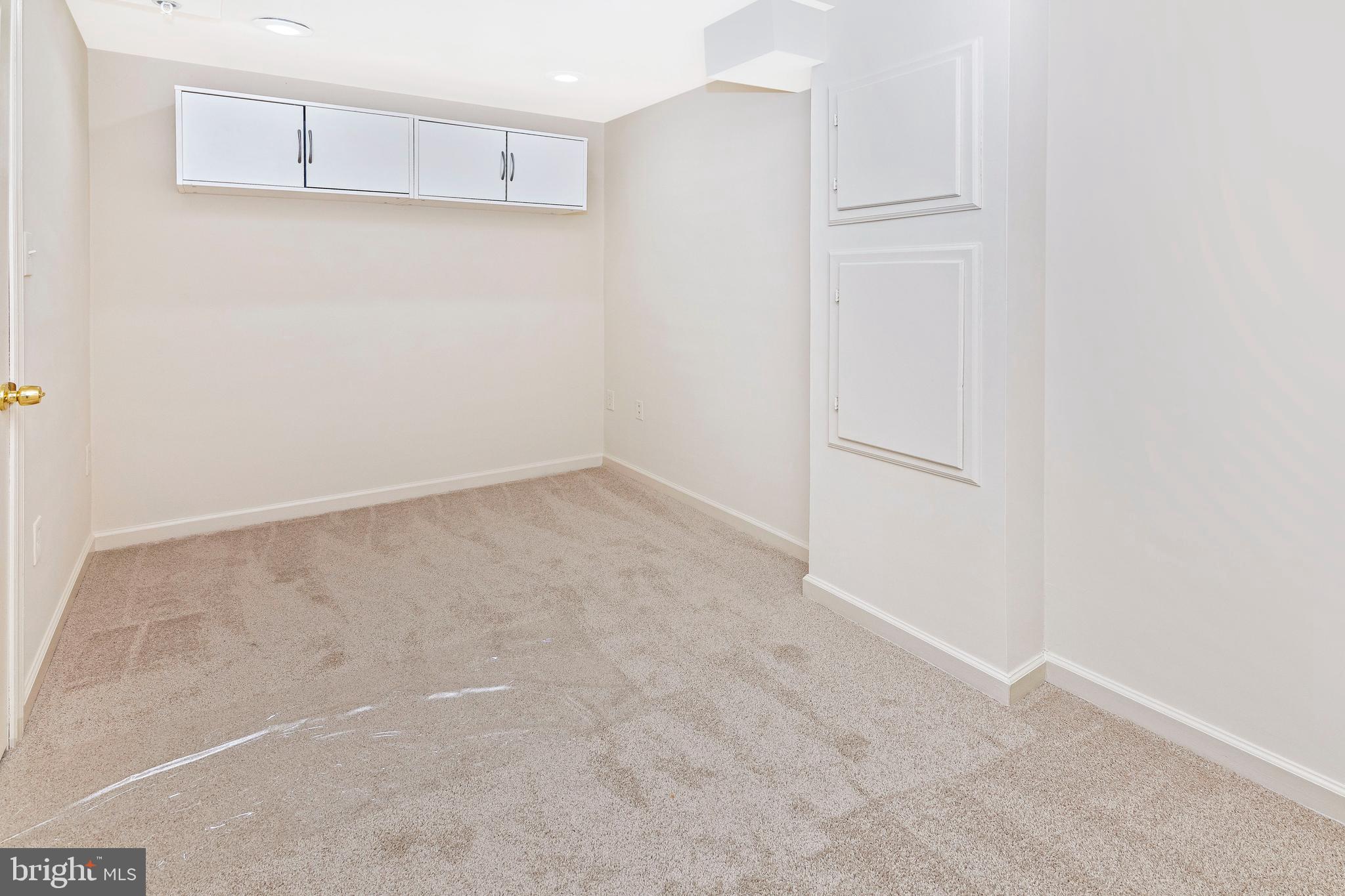 8429 Glad Rivers Row Columbia, MD 21045 - Photo 35 of 45