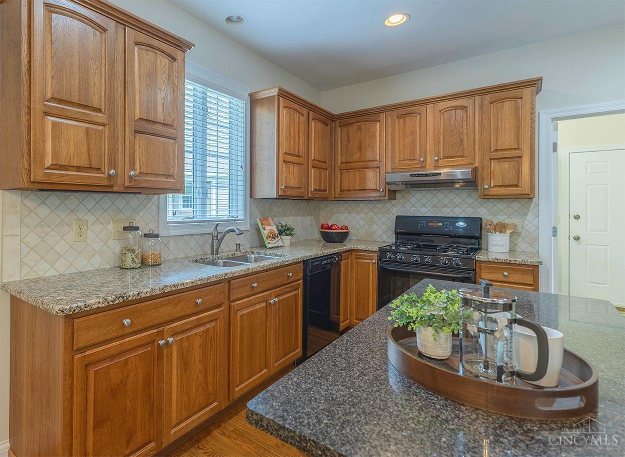6879 Prairie View Drive Maineville, OH 45039 - Photo 13 of 43