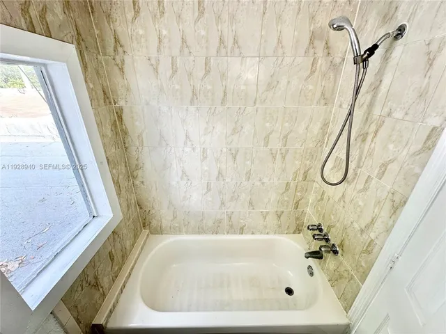 $1,200 | 1278 Northwest 44th Street, Unit 2, Miami, FL 33142