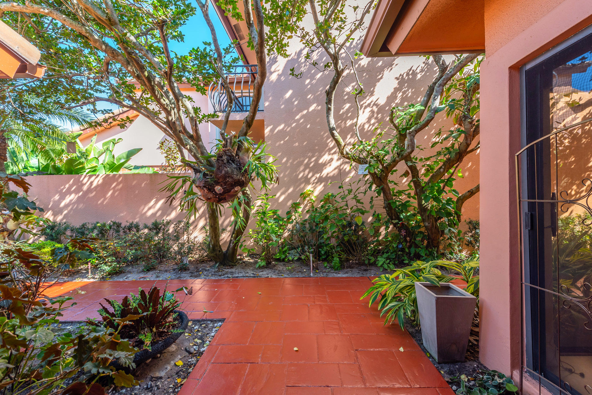 6398 Via Rosa Boca Raton, FL 33433 - Photo 24 of 40 ZOL_7287 G