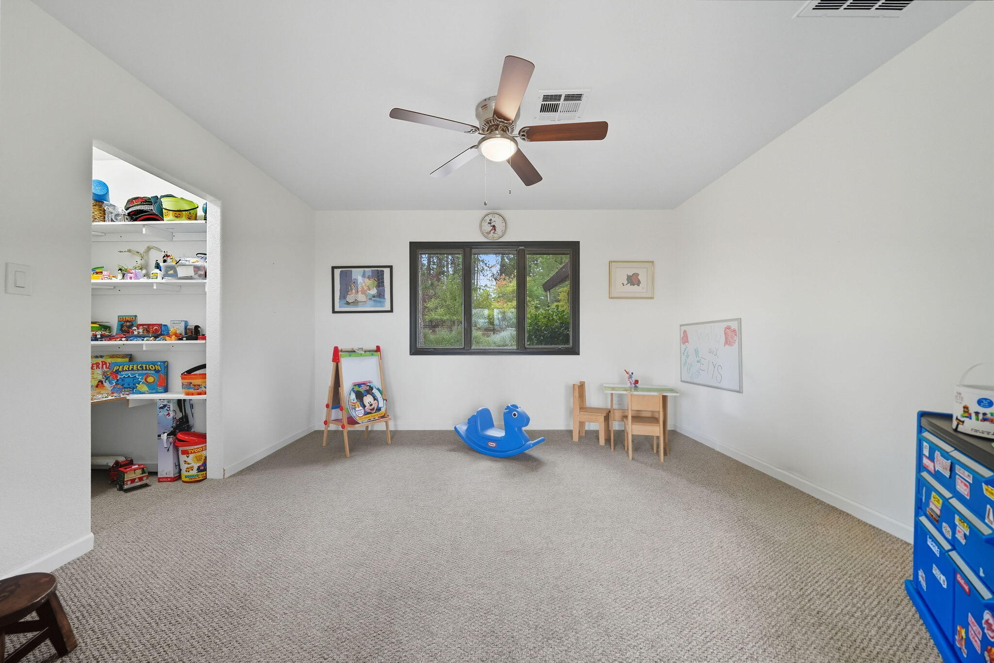 28382 Alpine Way Shingletown, CA 96088 - Photo 17 of 45 a view of room with toys and a ceiling fan