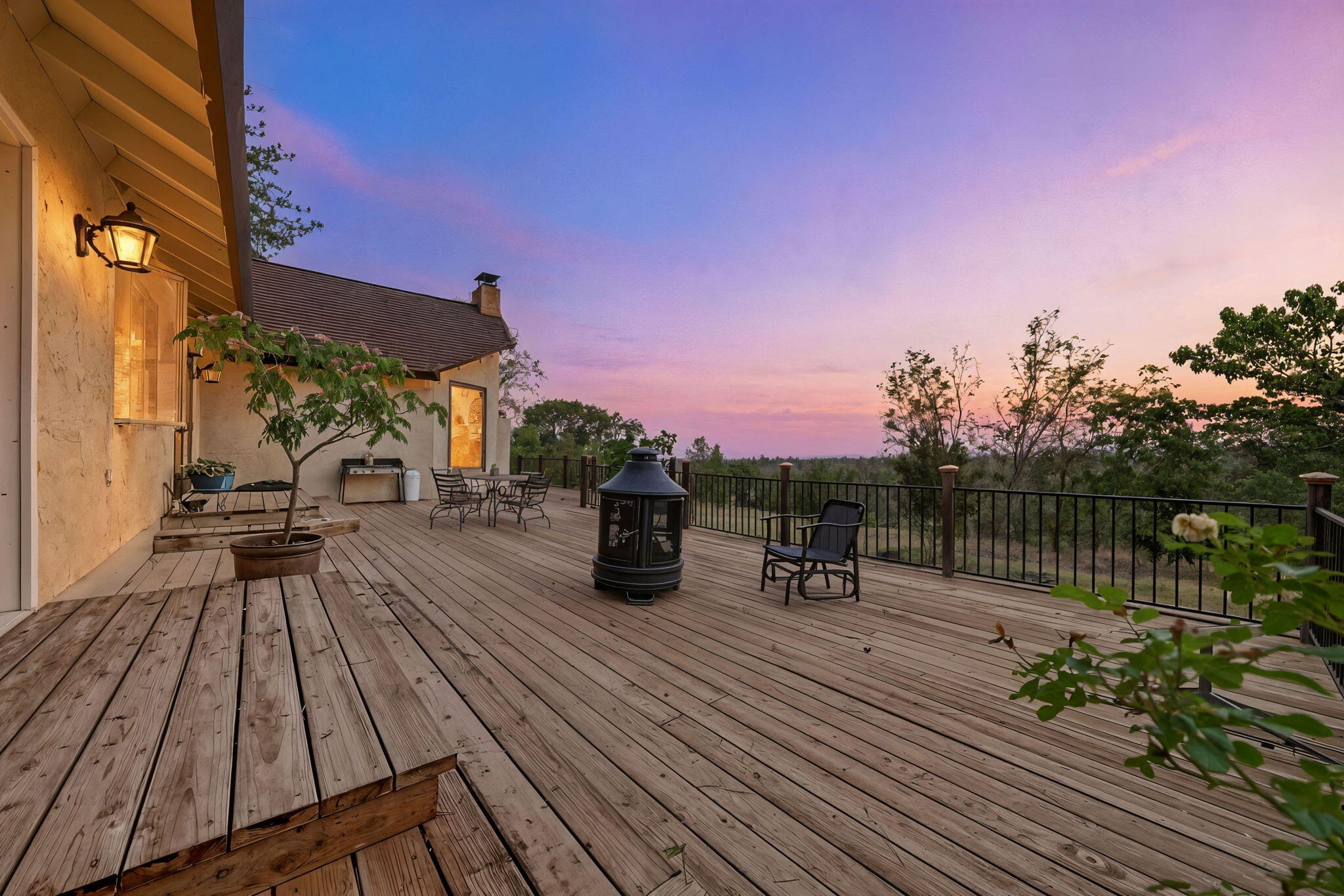 28382 Alpine Way Shingletown, CA 96088 - Photo 34 of 45 a view of a terrace with seating space