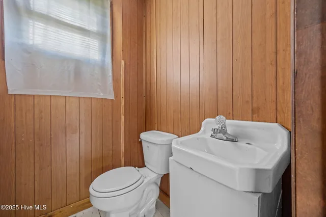 $215,000 | 1814 Hickory Grove Road, Williamston, NC 27892