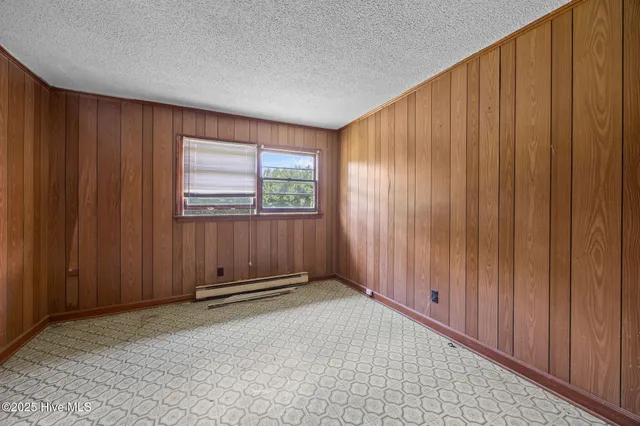 $215,000 | 1814 Hickory Grove Road, Williamston, NC 27892