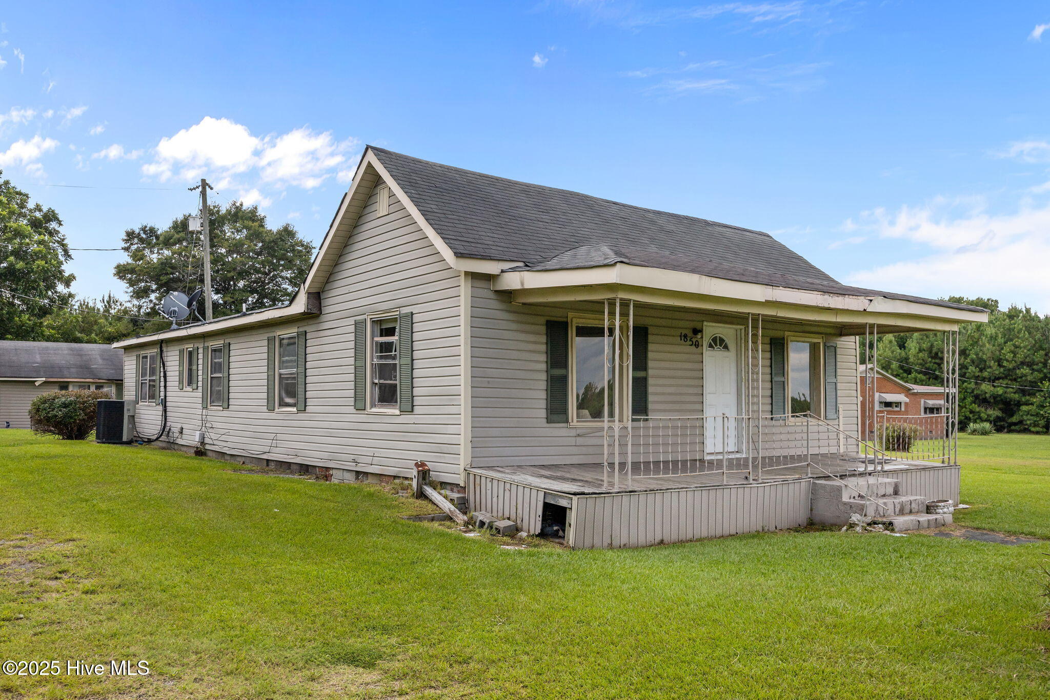 1814 Hickory Grove Road Williamston, NC 27892 - Photo 39 of 55 1858 Hickory Grove Exterior