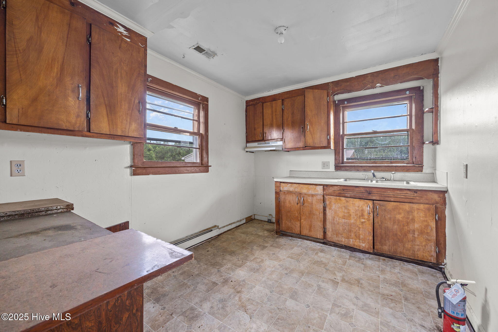 1814 Hickory Grove Road Williamston, NC 27892 - Photo 41 of 55 1858 Interior