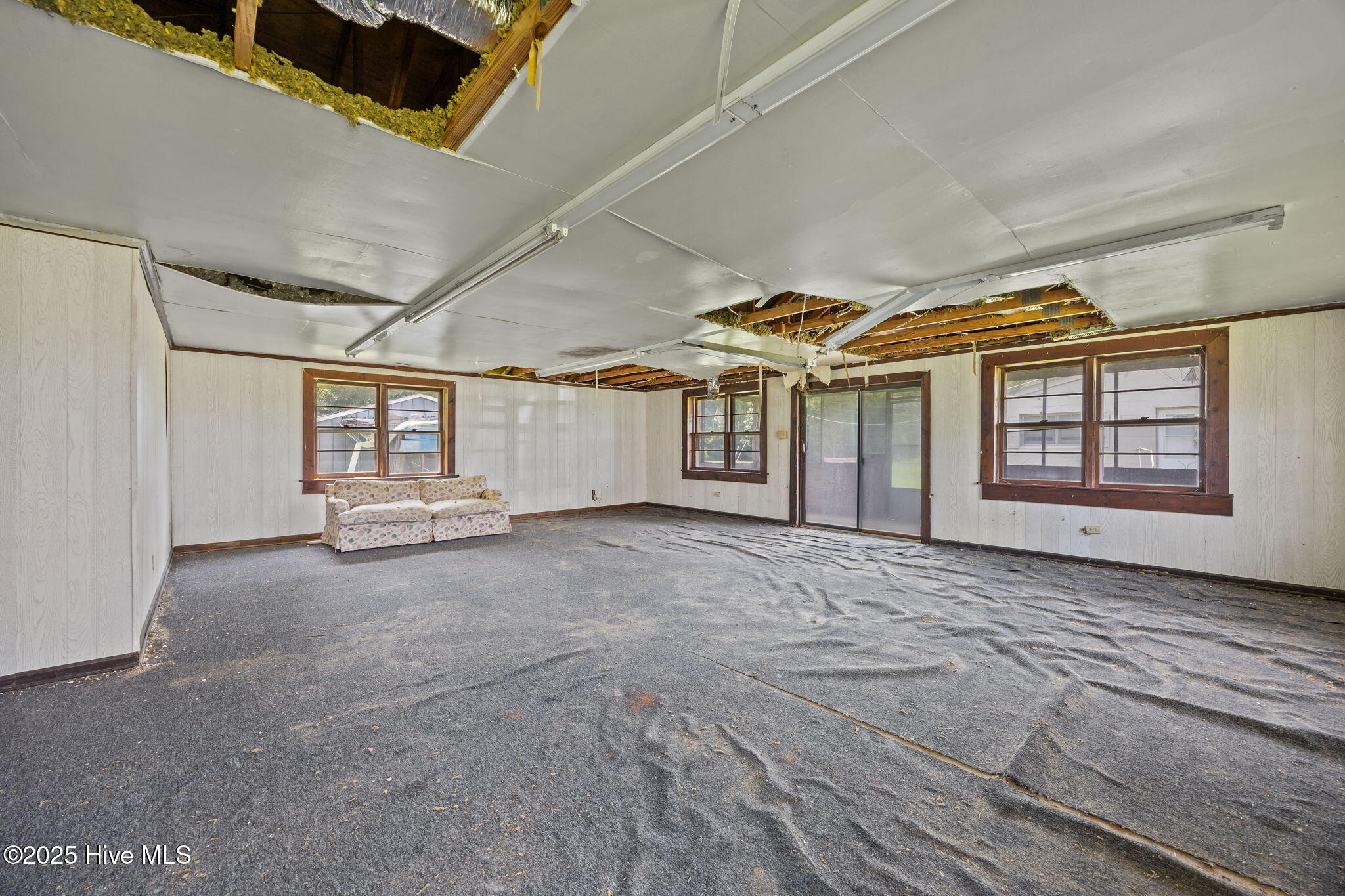 1814 Hickory Grove Road Williamston, NC 27892 - Photo 54 of 55 1850 Interior