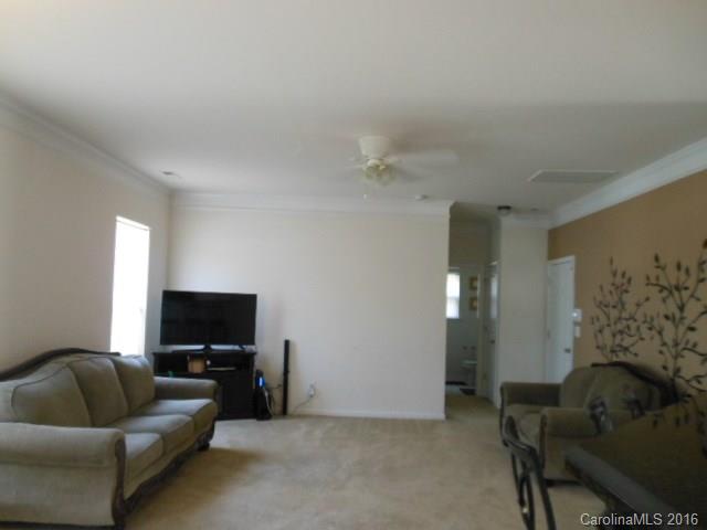 5854 Ringneck Road, Unit 4 Charlotte, NC 28216 - Photo 5 of 17 Gallery Image 5