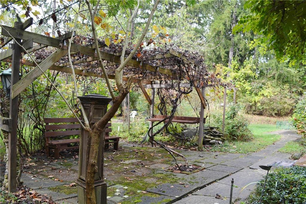 1200 Anderson Road Pittsburgh, PA 15209 - Photo 6 of 25 Patio with grape arbor
