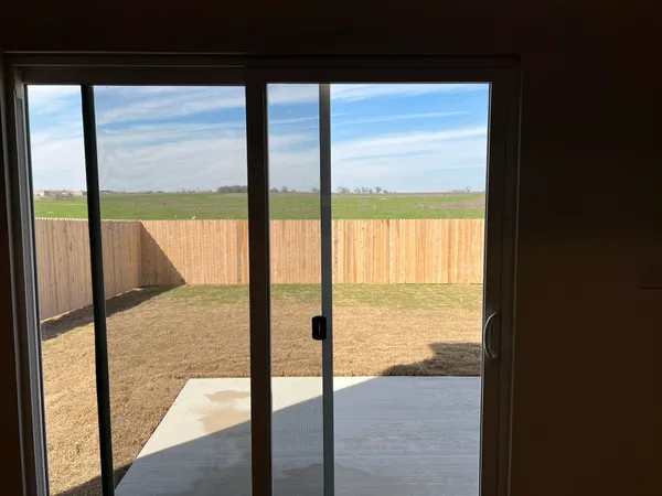 $2,200 | 624 Gemsbok Drive, Hutto, TX 78634