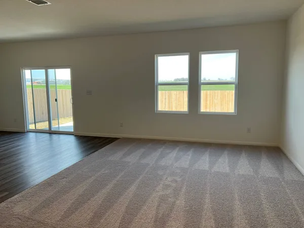 $2,200 | 624 Gemsbok Drive, Hutto, TX 78634