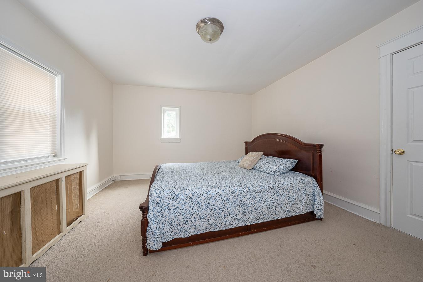 7201 Wayne Avenue Upper Darby, PA 19082 - Photo 26 of 64