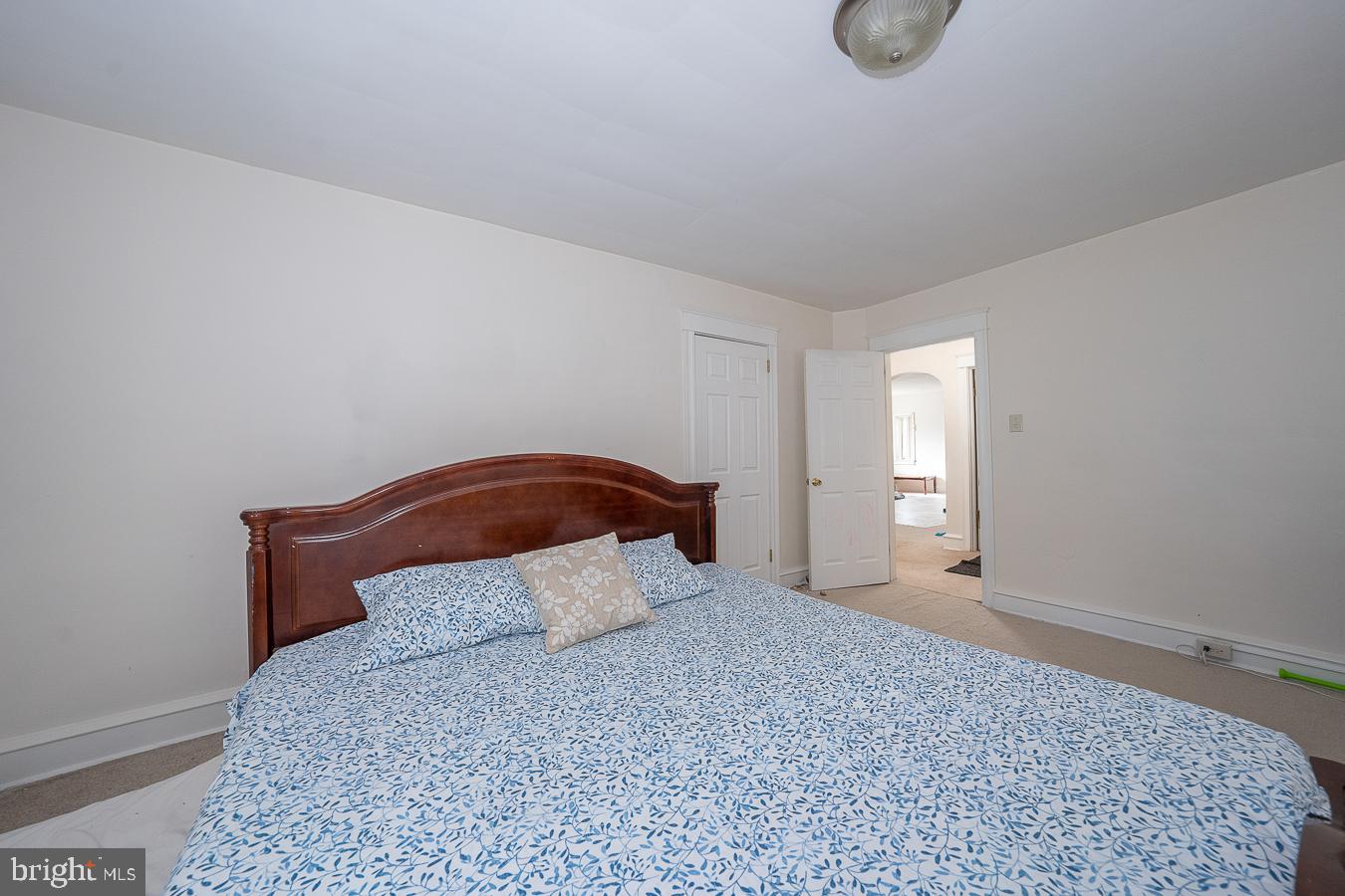 7201 Wayne Avenue Upper Darby, PA 19082 - Photo 27 of 64