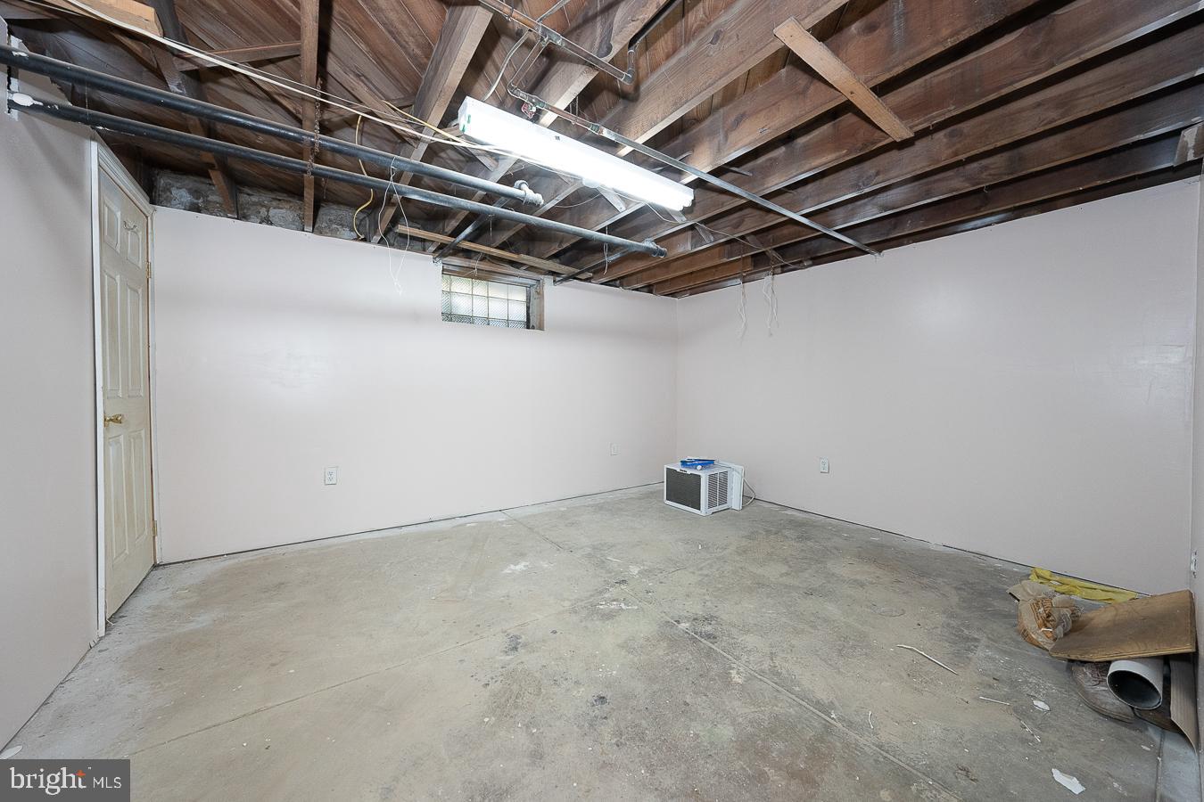 7201 Wayne Avenue Upper Darby, PA 19082 - Photo 51 of 64