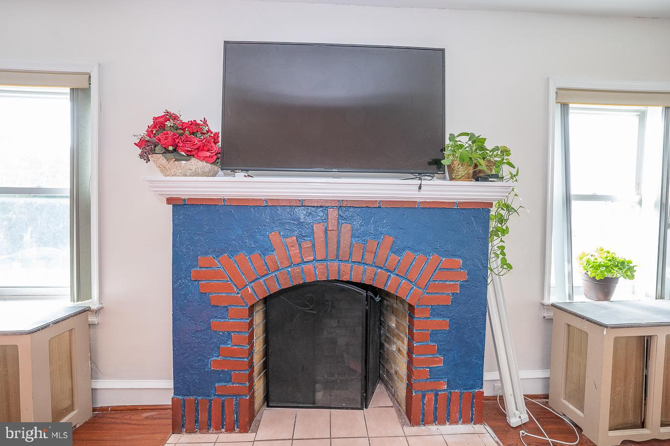 7201 Wayne Avenue Upper Darby, PA 19082 - Photo 6 of 64