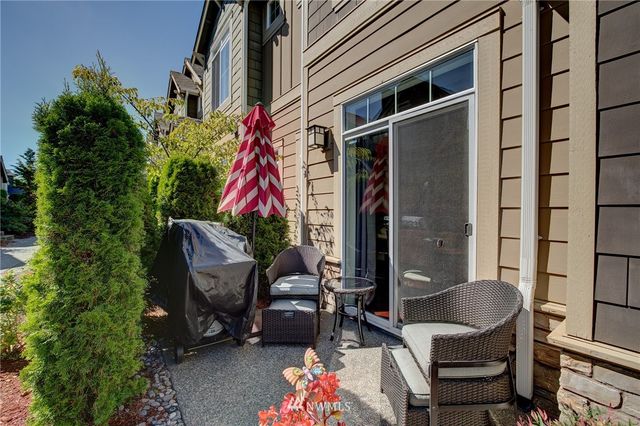 $357,500 | 13914 North Point Circle, Unit E, Mill Creek, WA 98012