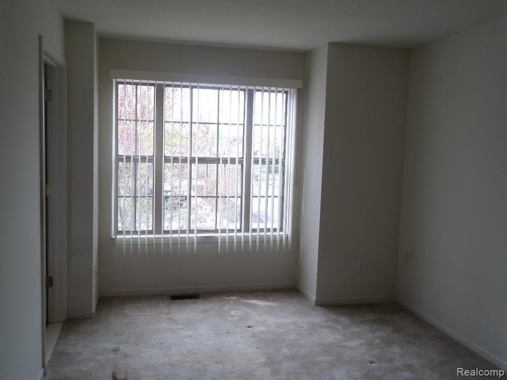 464 Salliotte Road Ecorse, MI 48229 - Photo 12 of 14 11-Bedroom.JPG