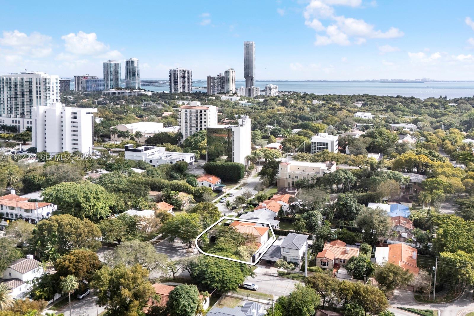 360 Southwest 28th Road Miami, FL 33129 - Photo 35 of 36