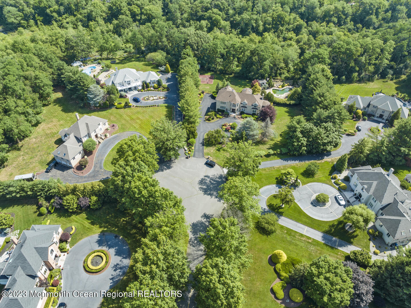 8 Applegate Terrace Manalapan, NJ 07726 - Photo 35 of 36 an aerial view of residential house with outdoor space and parking