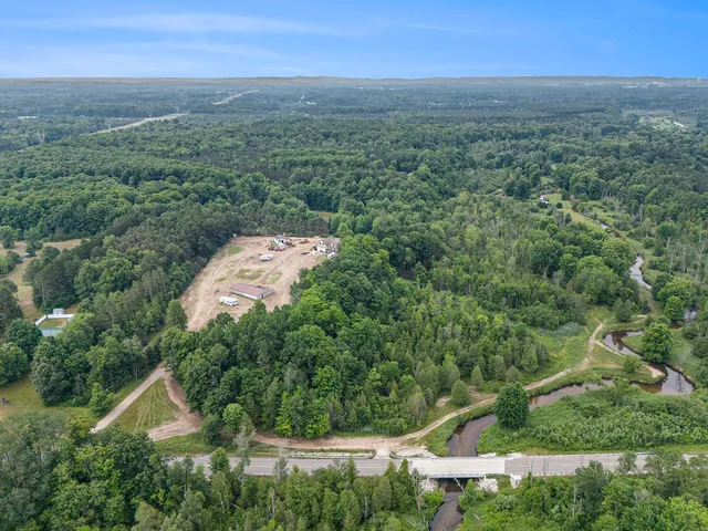 $480,000 | 3595 West Fisher Road, Ludington, MI 49431