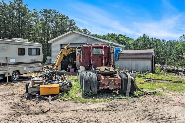 $480,000 | 3595 West Fisher Road, Ludington, MI 49431