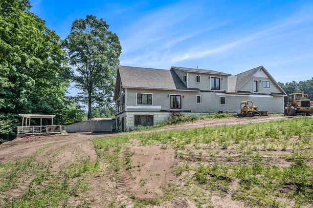 $480,000 | 3595 West Fisher Road, Ludington, MI 49431
